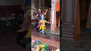 Gokul dham ki cute sa Krishna ji makhan chori kor ke vag raha🙏🌼🙏bhakti krishna ytshorts shorts [upl. by Atiker]