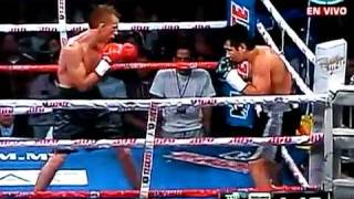 Marco Antonio Barrera VS Jose Arias [upl. by Ginny]