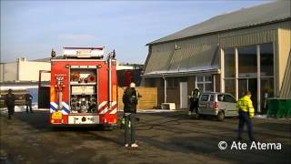 08122012 Brandweer rukt uit voor brand in winkelpand Houtkolk Dokkum [upl. by Ahsitram981]