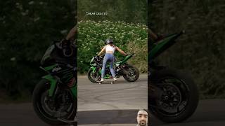 Sports bike danger stunt girl automobile bikelover dangergirl bikerider kawasaki sportsbike [upl. by Carlene]