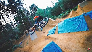 AMAZING DIRT JUMP AND DOWNHILL MTB SESSION [upl. by Eirbua]