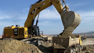 Caterpillar 6015B Excavator Loading Trucks With Two Passes  Sotiriadis Mining Works [upl. by Kaslik]