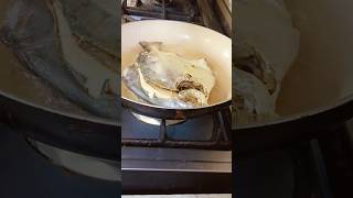 Deep frying fish satisfyingvideo youtubeshorts buhayofw asmr food [upl. by Mcripley659]