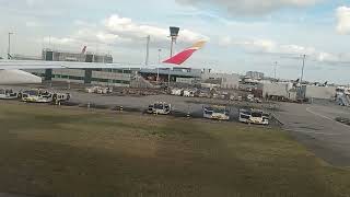 Volamos desde madrid Mad con iberia hacia londres lhr en airbus a350 [upl. by Sianna]