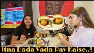 Vada pav ka maza ghar pe lockdown mai 😋  SIMRAN SHARMA [upl. by Jordanson]