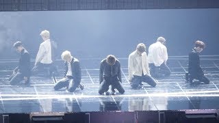 181106 방탄소년단 BTS Save Me  Im Fine 4K 직캠 Fancam 지니뮤직어워즈 MGA by Mera [upl. by Yanffit]