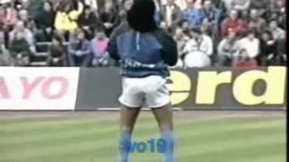 Maradona balla nel riscaldamento NapoliBayern Monaco [upl. by Hcirdeirf242]