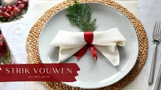 Strik vouwen van servet leuk voor op de kersttafel  Christmaholic [upl. by Attennaj527]