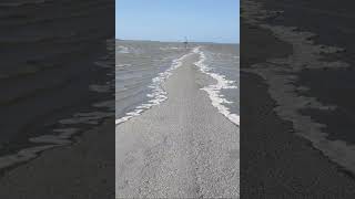 La mer monte sur le passage du Gois vers lîle de Noirmoutier en Vendée le 1er septembre 2019 [upl. by Anauqes]