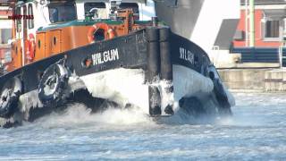 Eisbrecher Wilgum an der Hindenburgschleuse Mittellandkanal icebreaker [upl. by Lemmueu168]