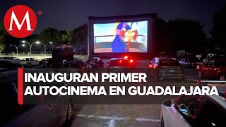 Arrancan funciones del primer autocinema en Guadalajara [upl. by Klingel]