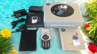 Motorola V70 Released 2002 Unboxing amp review  Vintage Mobile Phone Collection [upl. by Kcirrem]