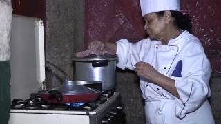 Madagascar Antananarive Gastronomie [upl. by Eidnil311]