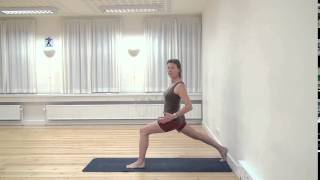 Iyengar Yogaøvelse 10 Virabhadrasana 1 Kriger nr 1  FOF Aarhus [upl. by Eidlog]