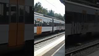 trenes rodalies R4 en Sant Joan Despí [upl. by Aeslahc465]