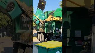 Autocar Heil Python Garbage Truck wastemanagement short shorts shortsfeed shortvideo wm [upl. by Anuahsat]