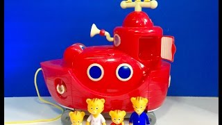 BIG RED MUSICAL Twirlywoos BOAT and Making Fruit Tea with DANIEL TIGER TOYS [upl. by Armstrong]