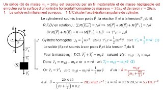 Exercice corrigé dynamique de rotation Tle S partie 1 [upl. by Nnylaf]