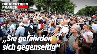 Querdenker jagen Polizisten – Lauterbach will sie trotzdem schützen [upl. by Inat]