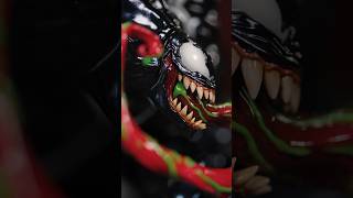 This Venom Statue is SICK  Sideshow Con 2024 [upl. by Kravits412]