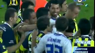 Volkan Demirel Koyduk mu   Fenerbahçe Şampiyonluk Töreni 2011 [upl. by Olli917]