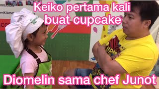 KEIKO PERTAMA KALI BUAT CUPCAKE DIOMELIN SAMA CHEF JUNOT [upl. by Akiner634]