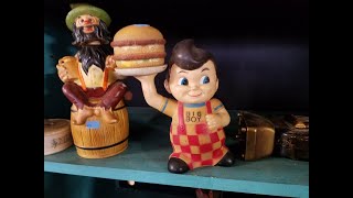 Antique Store Picking New Matamoras Ohio  Dougs Store  Antiques  Christmas  Toys  Rainy Day [upl. by Eisso]