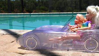 Water car  Elsa amp Anna toddlers  pool fun  Barbie dolls [upl. by Joeann]