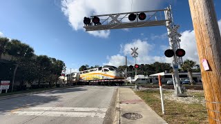 Railroad Crossing Winter Park US  N New York Ave  Florida [upl. by Moshell]