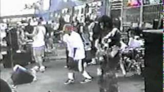 Limp Bizkit  Faith live  Vans Warped Tour in 97mpg [upl. by Portuna]