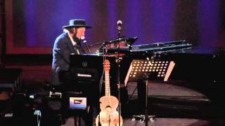 Vinicio Capossela  Ovunque proteggi  Musicultura 2015 [upl. by Yelehsa569]