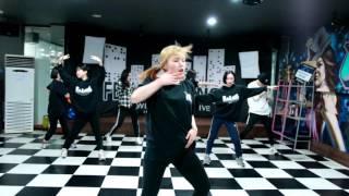 필링댄스 CUBE Waacking choreography conga  DJ psyk [upl. by Evilc]