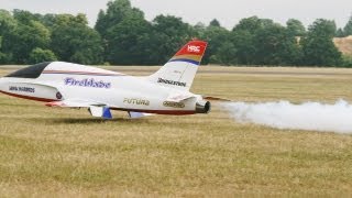 LARGE SCALE TOMAHAWK FUTURA MWM WARBIRDS MIKE quotTHE GRASS CUTTERquot DONNELLY LMA RC SHOW COSFORD  2013 [upl. by Dugaid]