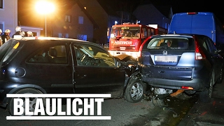 Unfall bei Bornheim fordert drei Schwerverletzte  Ursache noch unklar [upl. by Leynwad]