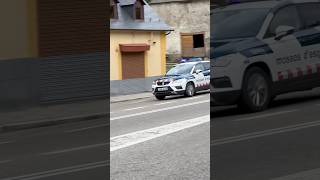 USC MOSSOS D’ESQUADRA HACIA AVISO emergency 112 police mossos [upl. by Nida]