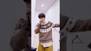 Mingi singing Day 6 Zombie ateez kpop [upl. by Oribelle703]