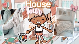 AESTHESTIC Fluffy Friends House Tour🌷🏡🔊VOICED🔊 Toca Life World [upl. by Noyar]