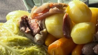 Recette  la potée auvergnate [upl. by Shirberg30]