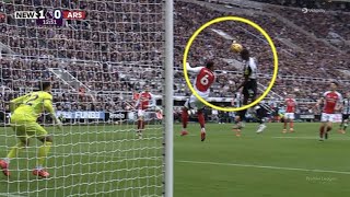 Alexander Isak CRAZY HEADER GOAL for Newcastle vs Arsenal [upl. by Josephson]