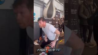 Canelo MASTERFUL head movement ready for Munguia [upl. by Soalokin]