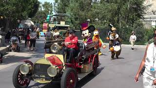 Mickeys Halloween Cavalcade at Disneyland HalloweenTime 4K POV 2021 [upl. by Killoran]