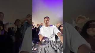 Caiiro  shake body body by Shimza live [upl. by Siram577]