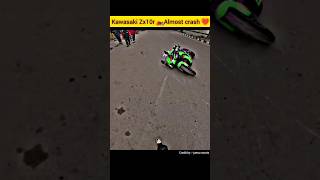 Kawasaki zx10r crash 💔 almost khatam 😭viralshort youtubeshort zx10r crash jannustuntz [upl. by Duax]