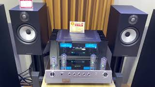 សាកសំលេង BampW 702 Signature  McIntosh MA352 [upl. by Guinna315]