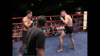 Absolute Fighting Championship 10  Carlo Prater Thugjitsu vs Efrain Ruiz FFA  2004 [upl. by Llerdna]