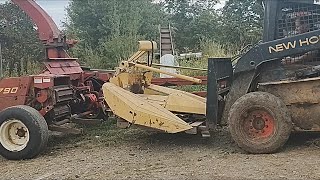 Mounting the corn head on the NH 790 chopper and getting it ready to go [upl. by Ial891]