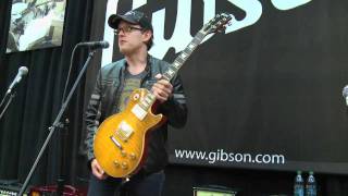 Joe Bonamassa Demos New ‪Gibson Paul Kossoff Signature Les Paul • NAMM 2012 [upl. by Noemad158]