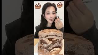 Asmr🍰EatingChocolate Cake🍰 Soft And Waxy Sound 크림丨먹방丨Mukbang丨Satisfying丨Eatings [upl. by Oiramal]