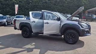 Isuzu DMax 19 TD XTR Nav Auto 4WD [upl. by Nylhsa]