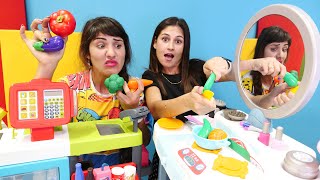 Ayşe VS Ümit Ayşe PlayDoh mutfak seti ile yemek pişiriyor Komik video [upl. by Anec]